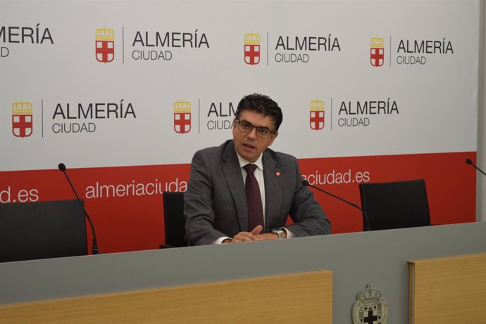 El portavoz de Cs en el Ayuntamiento de Almería, Miguel Cazorla