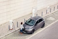 Las ventas de coches eléctricos en España se duplican en el primer semestre, con casi 6.000 unidades