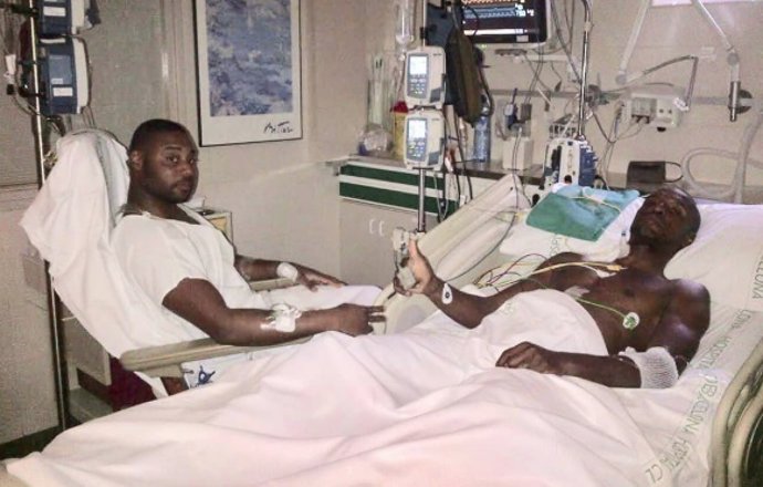 Abidal publica un foto del transplantament amb el seu cosí