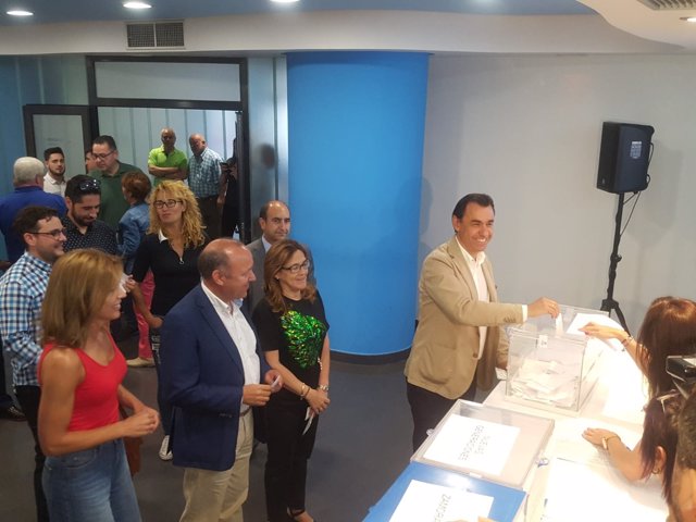 Maillo vota en Zamora en las Primarias 5-7-2018