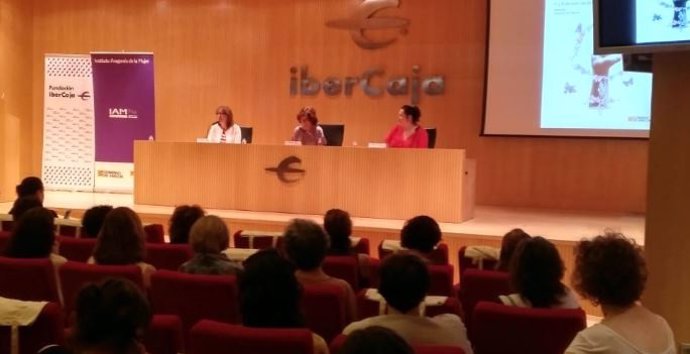 Inauguración de la I Escuela de Pensamiento Feminista de Aragón
