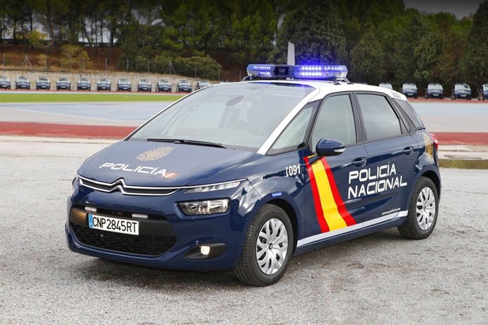 Coche de policía nacional 
