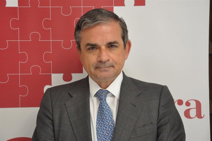 El presidente de la Cámara de Comercio de Cáceres, Gabriel Román Álvarez 