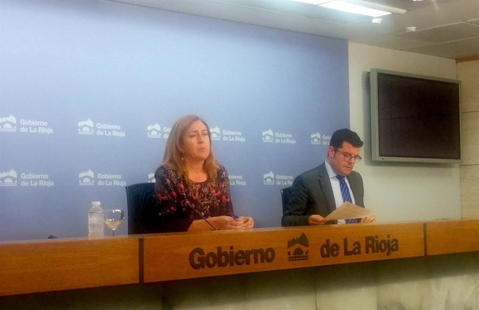 Martínez Arregui y Domínguez, en la rueda de prensa