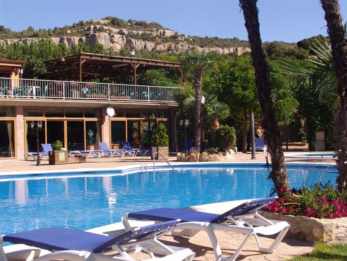 Cámping, piscina, verano