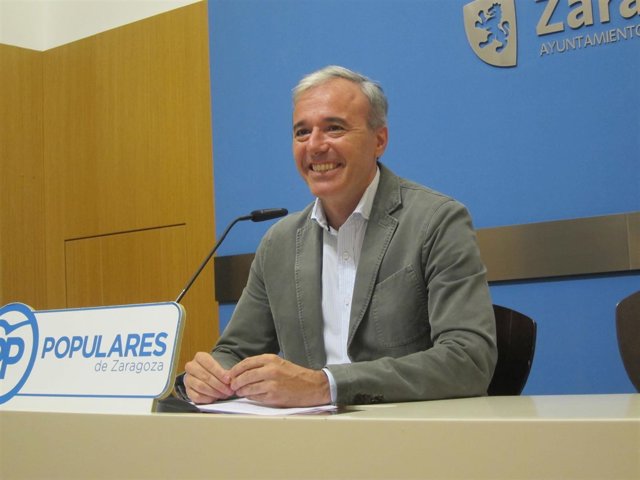 El portavoz del grupo del PP en el Ayuntamiento de Zaragoza, Jorge Azcón