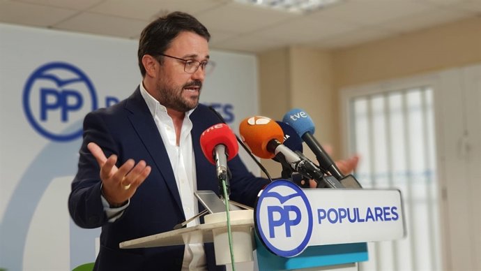 Antona, en rueda de prensa