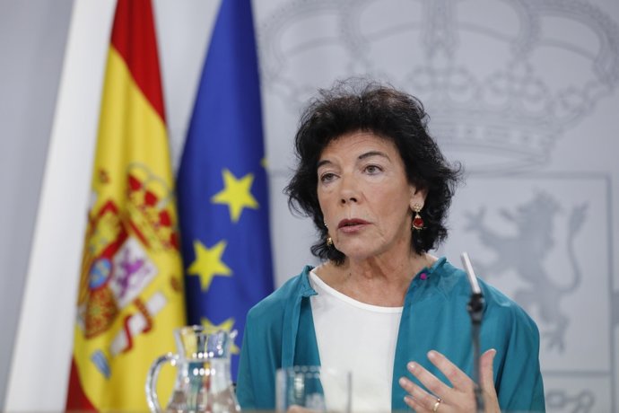 Rueda de prensa de la portavoz del Gobierno, Isabel Celaá, tras el Consejo