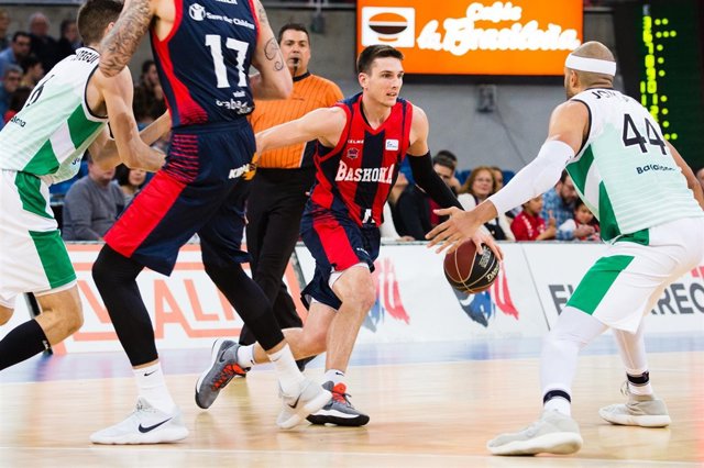 Matt Janning en el Baskonia - Joventut