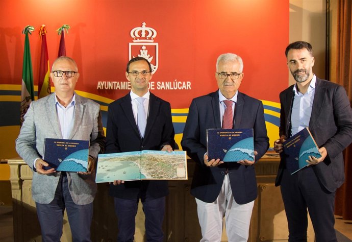 Presentación del libro-cómic 'La aventura de la primera vuelta al mundo'