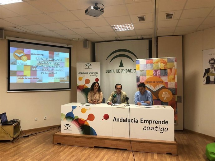 El delegado de Empleo en Huelva, Manuel Ceada.