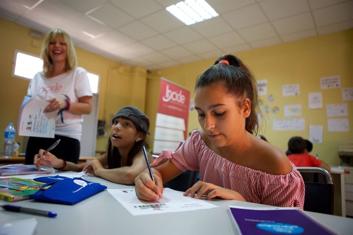 Ajudes de lluita contra la pobresa