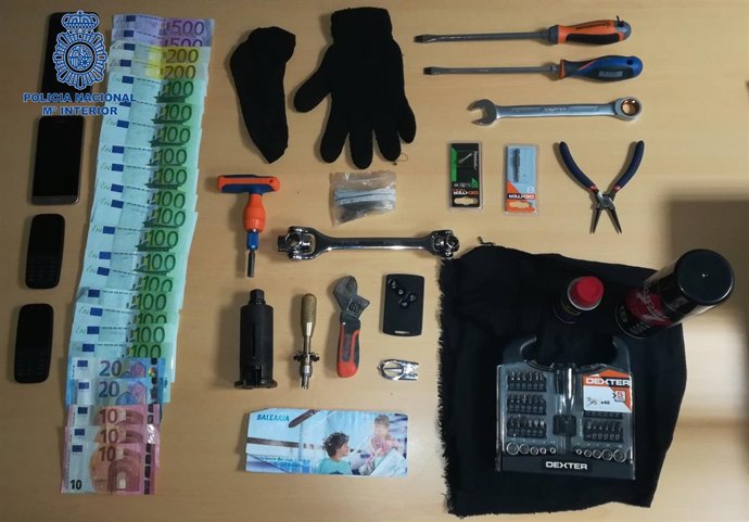 Herramientas para robar en establecimientos comerciales