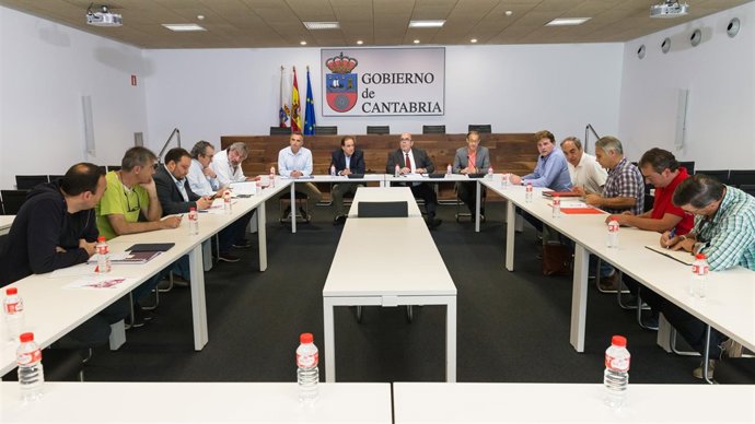 Reunión con organizaciones agrarias y partidos para la postura de la PAC