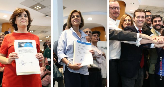 Muntatge de Santamaría, Cospedal i Pablo Casado durant l'entrega d'avals