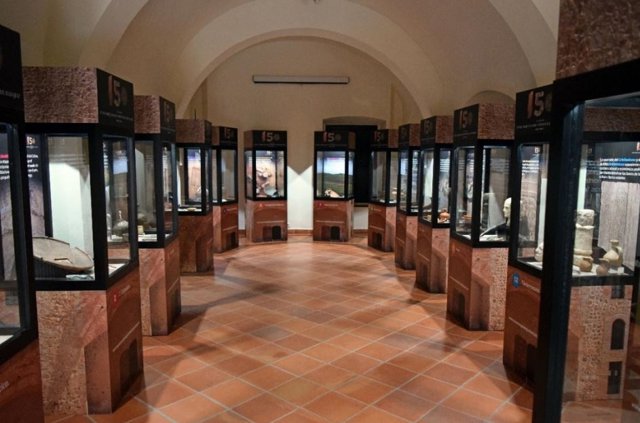 Vitrinas del Museo Arqueológico Provincial de Badajoz
