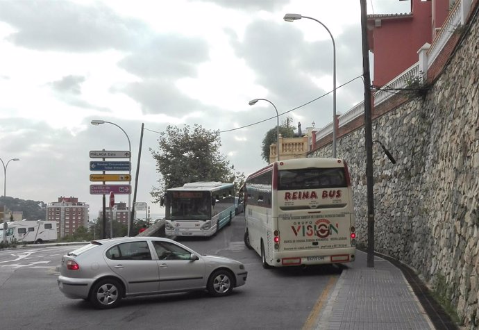 Autobuses acceso a Gibralfaro problemas obras Apetam tráfico málaga