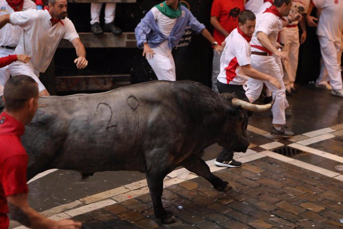 Segundo encierro de Sanfermines 2018 con toros de José Escolar.