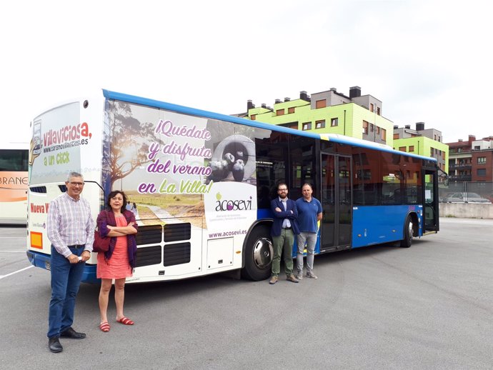 Presentación bus lanzadera en Villaviciosa