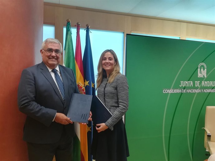 Firma del acuerdo entre la Junta de Andalucía y el BEI sobre un nuevo fondo