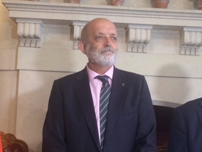 Félix Azón, director general de la Guardia Civil
