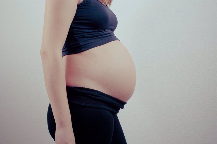 Mujer embarazada, cáncer,embarazo y lactancia