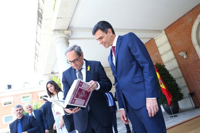 Pedro Sánchez rep a Quim Torra en La Moncloa 