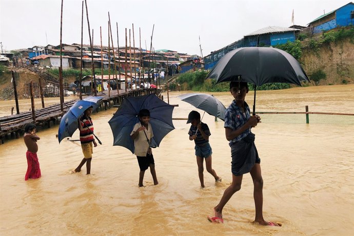 Niños refugiados rohingyas en Bangladesh