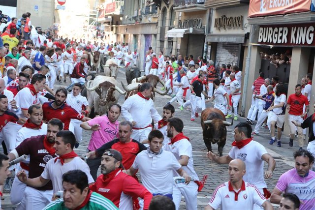 Más de 5.800 corredores en los tres primeros encierros de estos Sanfermines