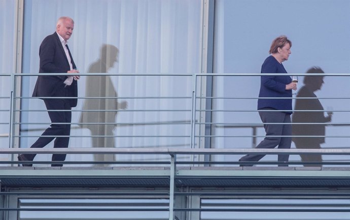 Merkel y Seehofer en la Cancillería