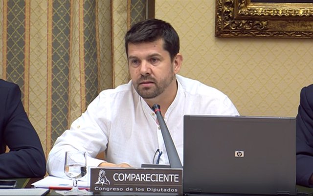 Jesús Domínguez, portavoz de víctimas de Angrois, en el Congreso