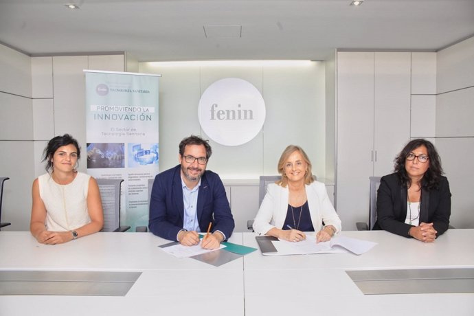 Firma Fenin y Fundación Cotec