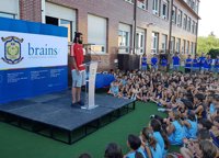 Ricky presenta su campus animando a los chavales a que sueñen con ser la "próxima estrella de la NBA"