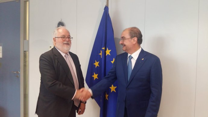 Javier Lambán se reúne con el comisario por el Clima y Energía en la UE