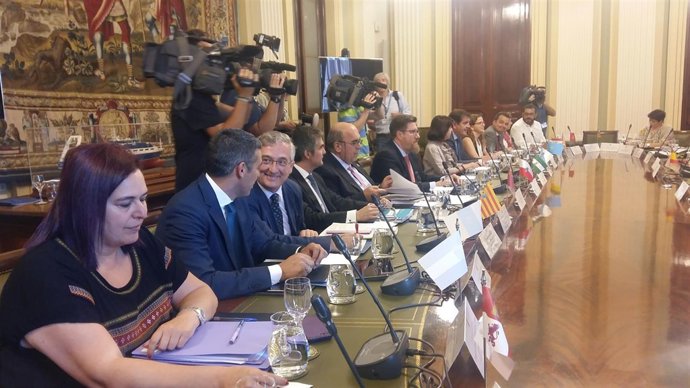 Olona ha asistido hoy a esta reunión en el Ministerio de Agricultura en Madrid