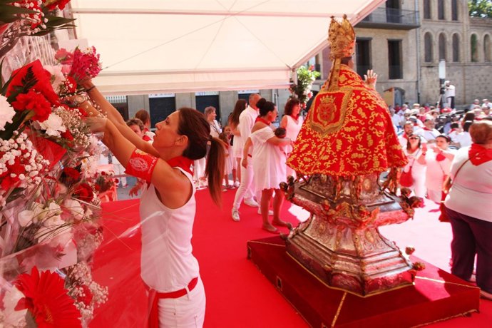 Ofrenda floral a San Fermín 2018