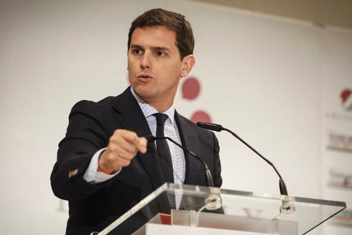 El president de Cs, Albert Rivera, en un esmorzar informatiu a Sevilla