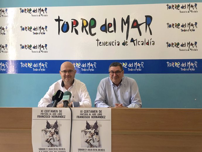 Moreno ferrer alcalde de velez y perez atencia concejal torre del mar