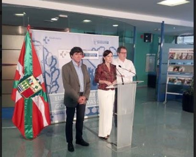 Osakidetza ordena repetir varias pruebas de 3 categorías de la OPE al constatar