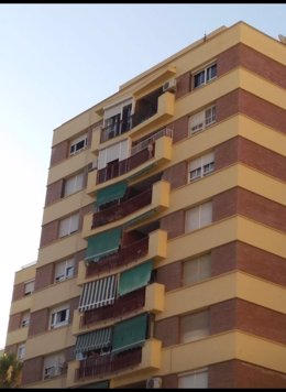 Bloque en el que fue rescatada del balcón una niña de cinco años