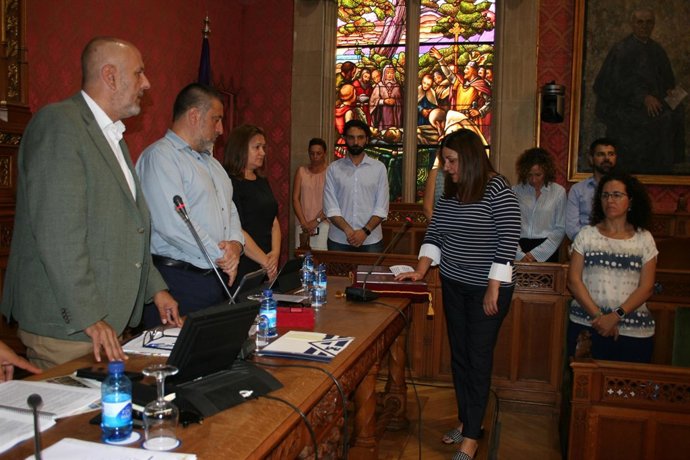 Crisitna Fiol, Cs, toma posesión en el Consell de Mallorca
