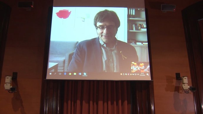 Quim Torra, reunit amb el JxCat i Carles Puigdemont mitjançant videoconferència 