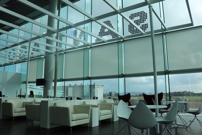 Interior sala VIP Aeropuerto de Santiago