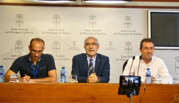 Damián Manzano, Gaspar Llamazares y Ovidio Zapico