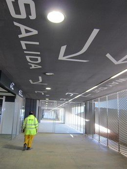 Terminal de llegadas del aeropuerto de Corvera