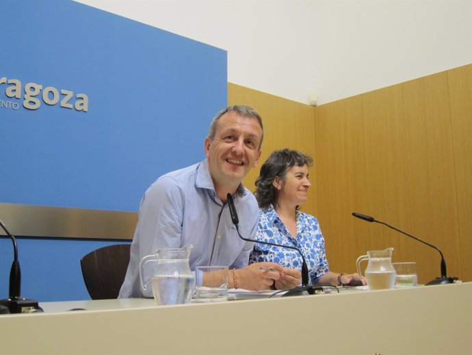 Fernando Rivarés y Luisa Broto, del equipo de gobireno de ZEC