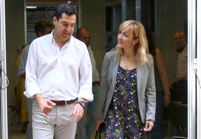 Juanma Moreno y Carmen Castilla 