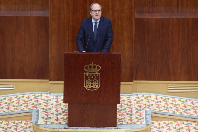 Ángel Gabilondo interviene en el pleno de investidura de Ángel Garrido