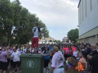 Vecinos de La Cistérniga (Valladolid) se manifiestan para pedir más seguridad ante las repetidas peleas en fiestas