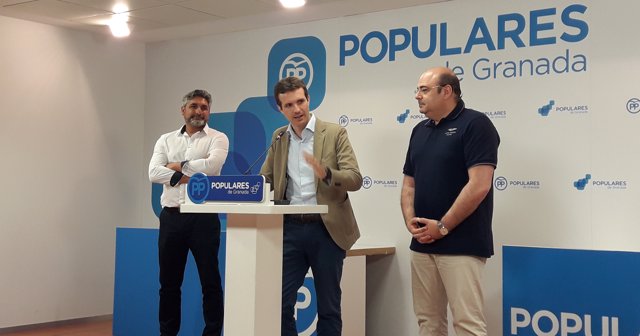 El candidat a la presidència del PP, Pablo Casado, a Granada
